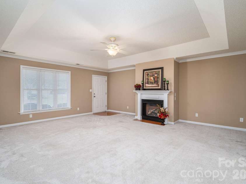 559 Queen Brogan Court, Gastonia, NC 28054.  MLS# CAR4433068, YatesRealty ID 55779. 