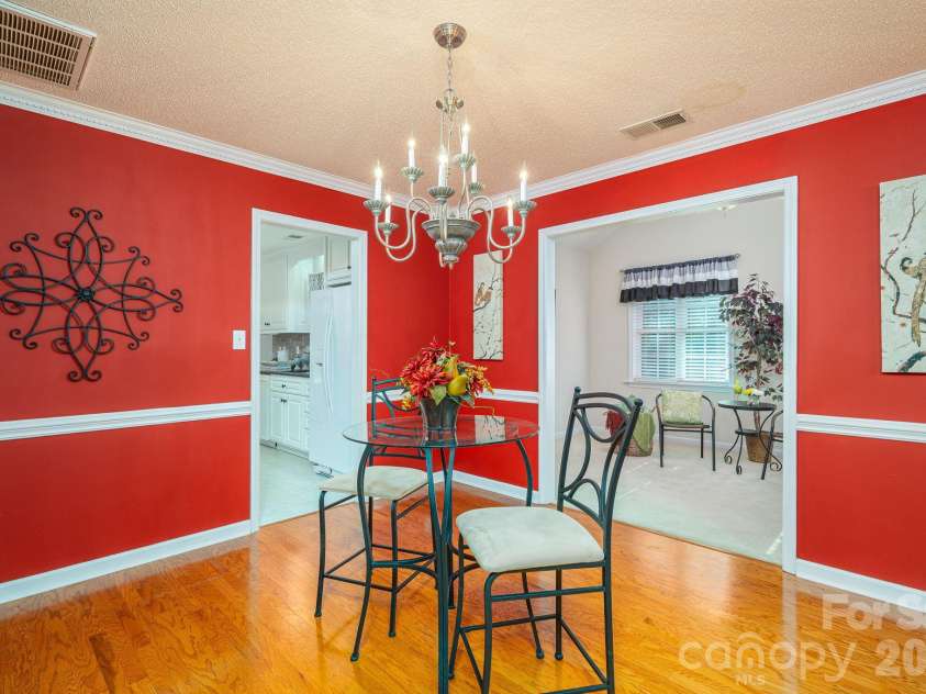 559 Queen Brogan Court, Gastonia, NC 28054.  MLS# CAR4433068, YatesRealty ID 55779. 