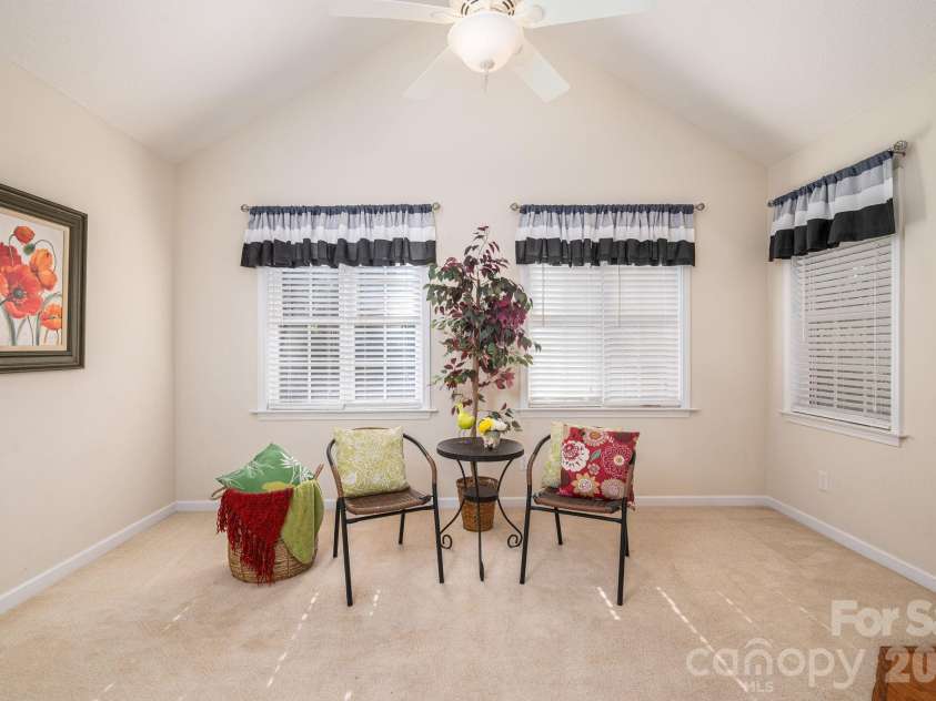 559 Queen Brogan Court, Gastonia, NC 28054.  MLS# CAR4433068, YatesRealty ID 55779. 