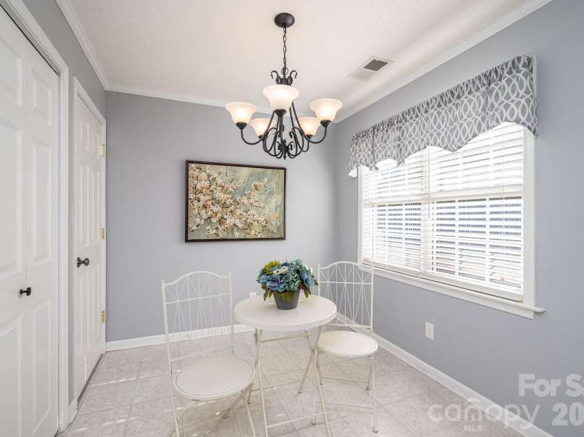 559 Queen Brogan Court, Gastonia, NC 28054.  MLS# CAR4433068, YatesRealty ID 55779. 