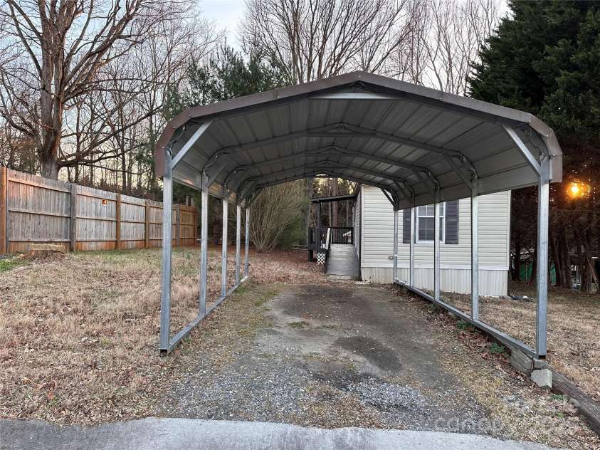 113 Highlander Street, Morganton, NC 28655.  MLS# CAR4220789, YatesRealty ID 5578. 