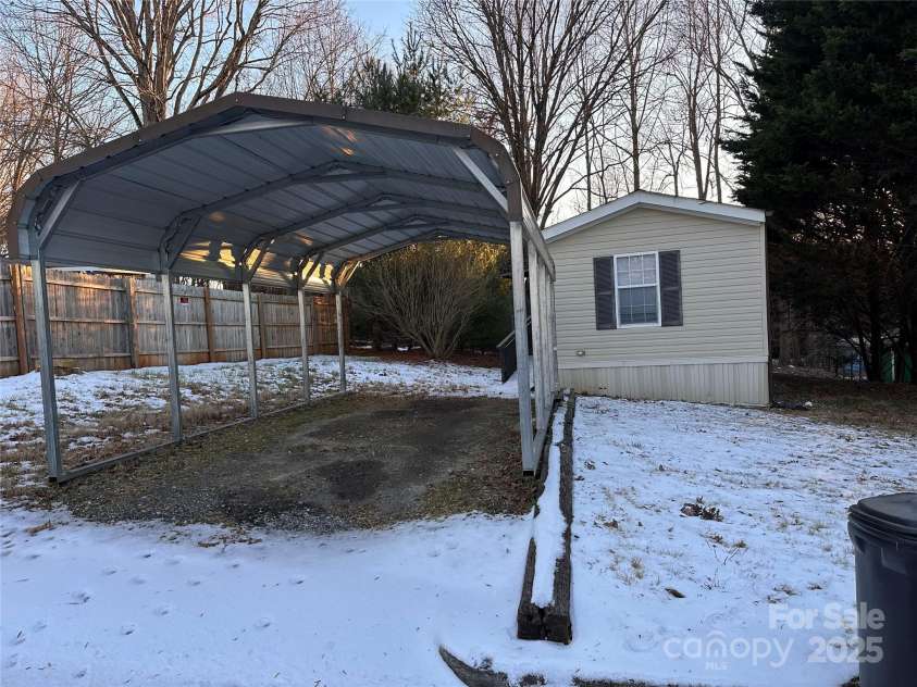 113 Highlander Street, Morganton, NC 28655.  MLS# CAR4220789, YatesRealty ID 5578. 
