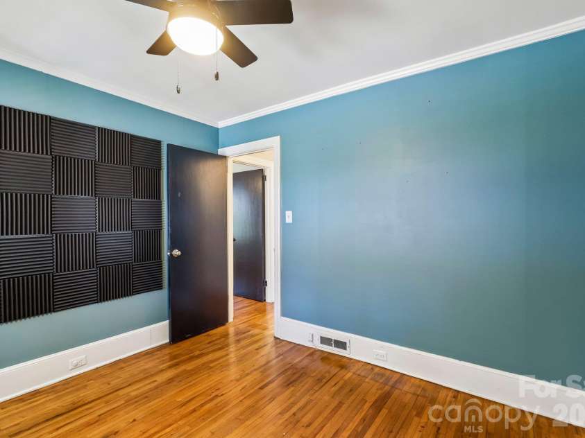 68 Meadow Avenue, Concord, NC 28025.  MLS# CAR4431156, YatesRealty ID 55785. 