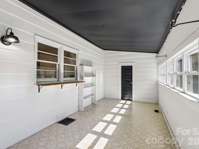 68 Meadow Avenue, Concord, NC 28025.  MLS# CAR4431156, YatesRealty ID 55785. 