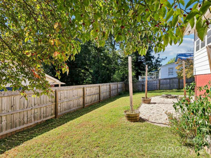 68 Meadow Avenue, Concord, NC 28025.  MLS# CAR4431156, YatesRealty ID 55785. 