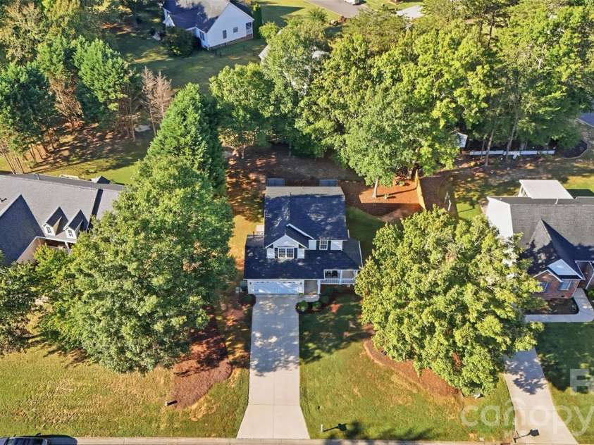 1242 Laurel Woods Drive, Gastonia, NC 28052.  MLS# CAR4432740, YatesRealty ID 55788. 