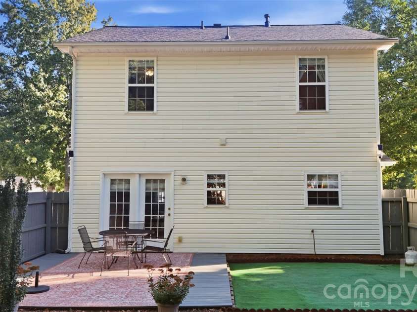 1242 Laurel Woods Drive, Gastonia, NC 28052.  MLS# CAR4432740, YatesRealty ID 55788. 