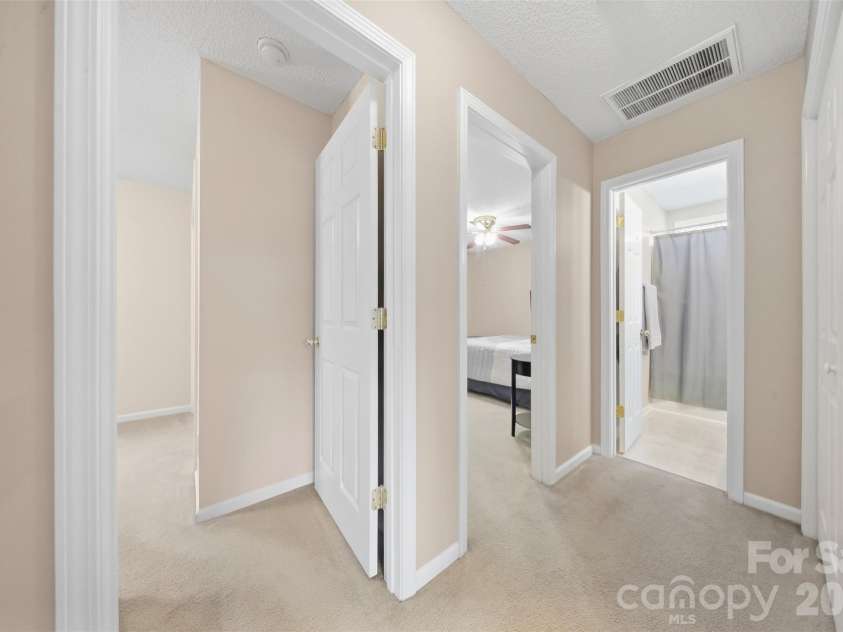 1242 Laurel Woods Drive, Gastonia, NC 28052.  MLS# CAR4432740, YatesRealty ID 55788. 