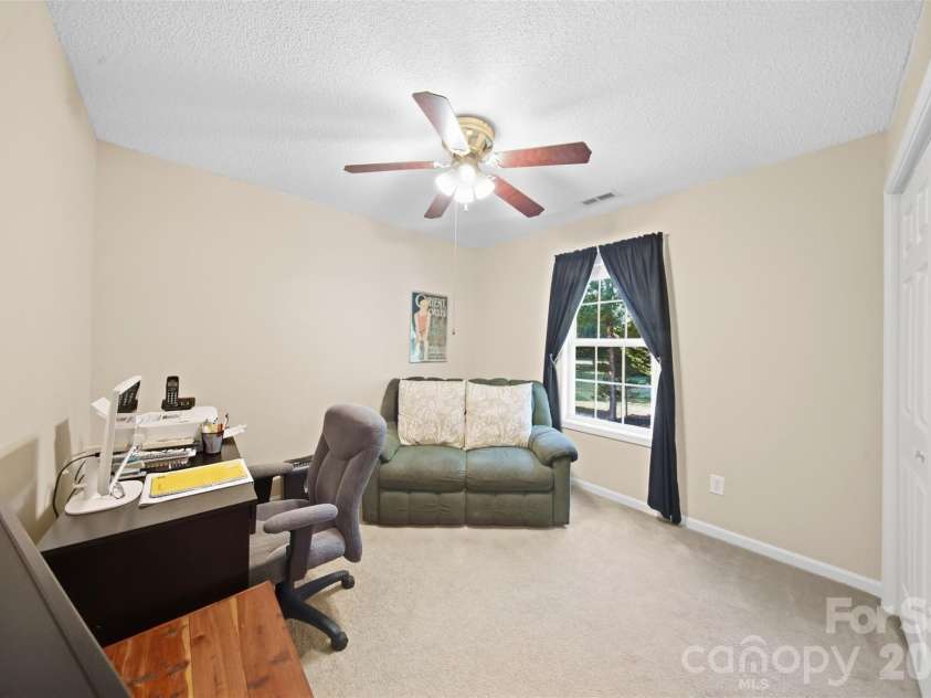 1242 Laurel Woods Drive, Gastonia, NC 28052.  MLS# CAR4432740, YatesRealty ID 55788. 