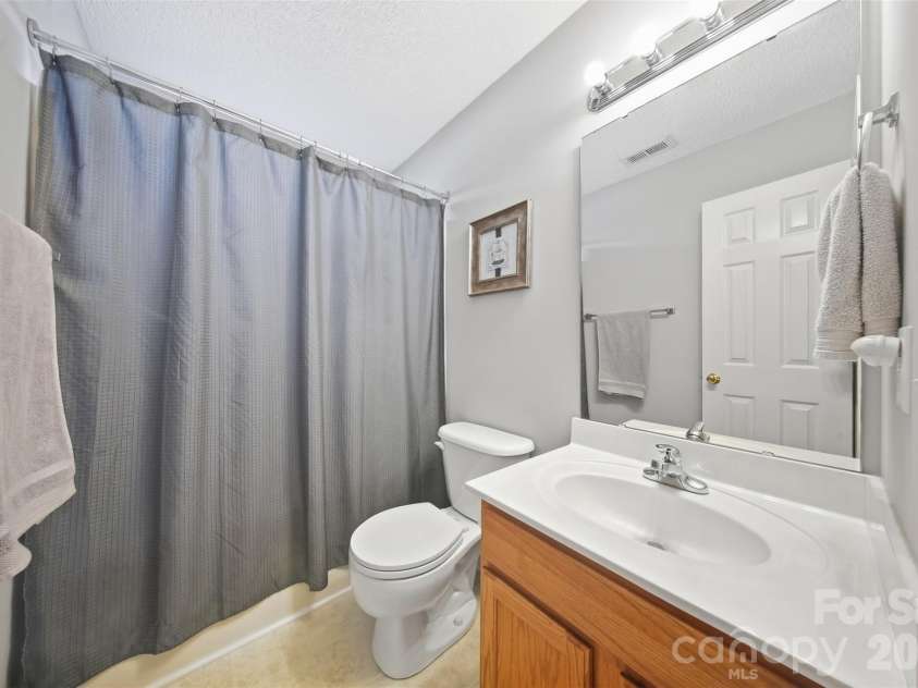 1242 Laurel Woods Drive, Gastonia, NC 28052.  MLS# CAR4432740, YatesRealty ID 55788. 