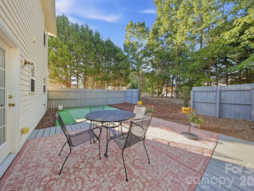 1242 Laurel Woods Drive, Gastonia, NC 28052.  MLS# CAR4432740, YatesRealty ID 55788. 