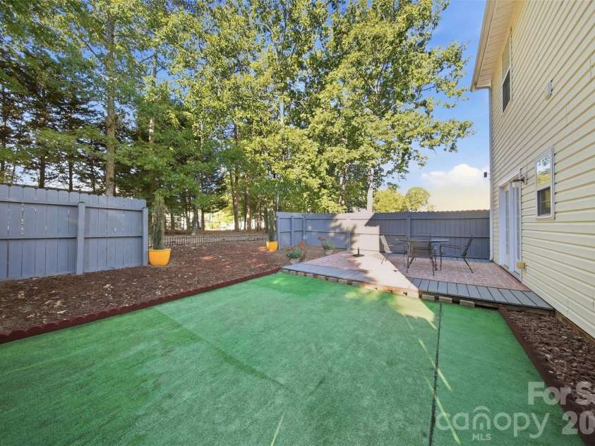1242 Laurel Woods Drive, Gastonia, NC 28052.  MLS# CAR4432740, YatesRealty ID 55788. 