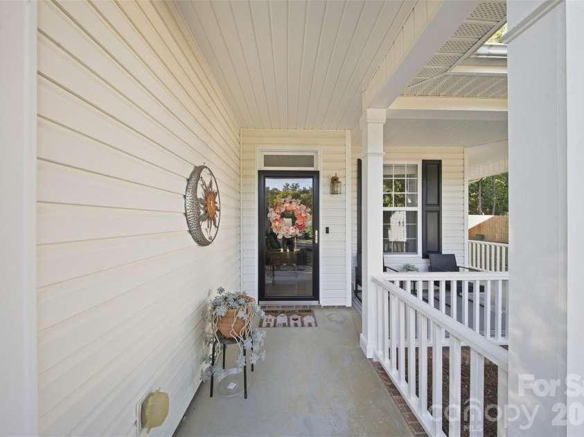 1242 Laurel Woods Drive, Gastonia, NC 28052.  MLS# CAR4432740, YatesRealty ID 55788. 