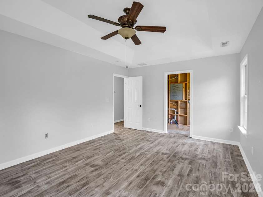 26 Wayward Path, Candler, NC 28715.  MLS# CAR4408665, YatesRealty ID 55789. 
