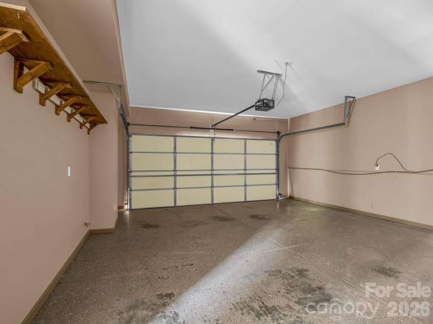 26 Wayward Path, Candler, NC 28715.  MLS# CAR4408665, YatesRealty ID 55789. 