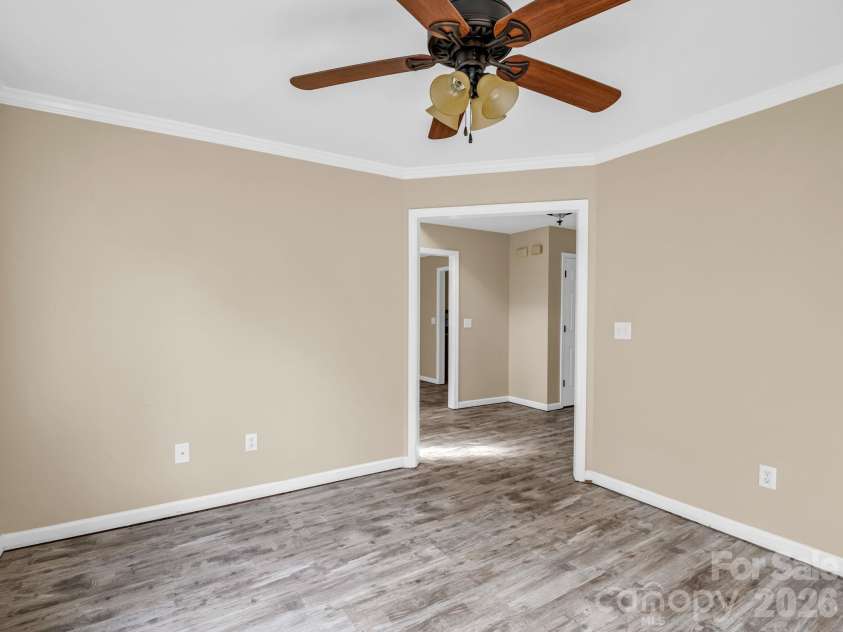 26 Wayward Path, Candler, NC 28715.  MLS# CAR4408665, YatesRealty ID 55789. 