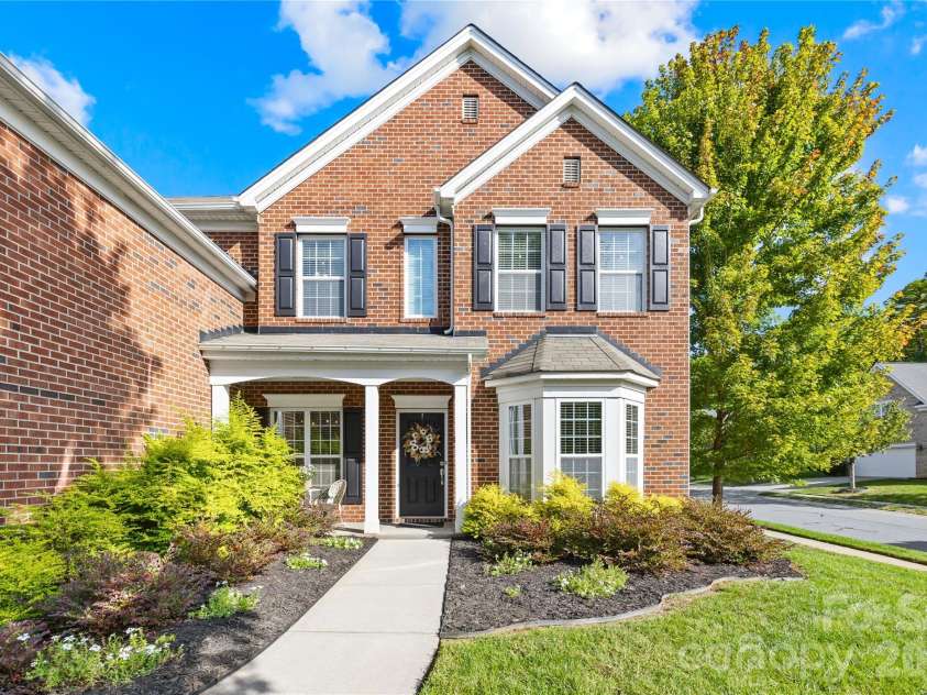 8513 Fairgreen Avenue, Waxhaw, NC 28173.  MLS# CAR4432956, YatesRealty ID 55791. 