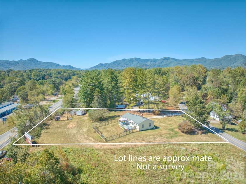 99 Justice Ridge Road, Candler, NC 28715.  MLS# CAR4426429, YatesRealty ID 55792. 