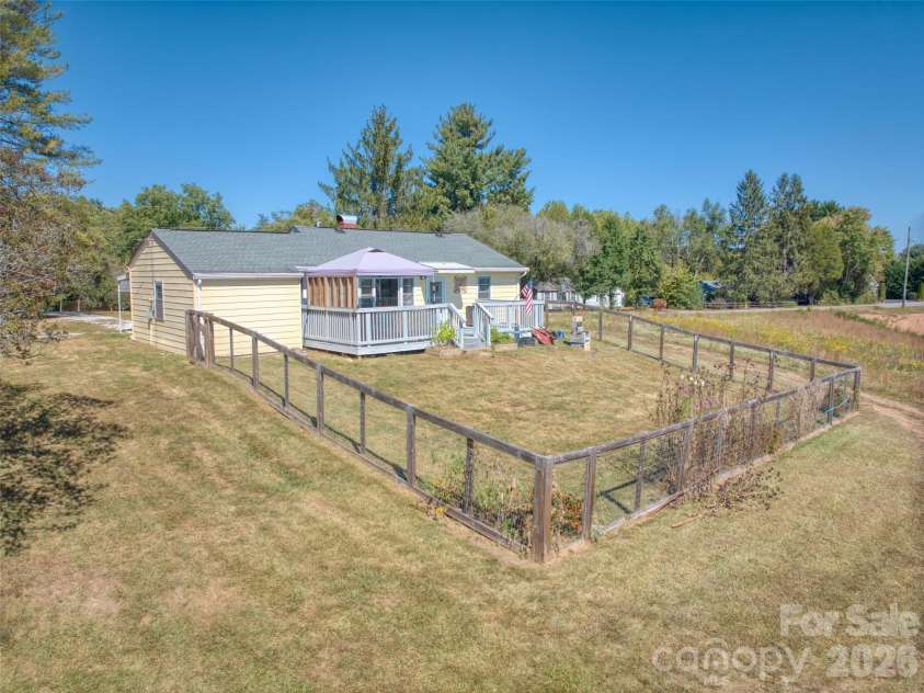 99 Justice Ridge Road, Candler, NC 28715.  MLS# CAR4426429, YatesRealty ID 55792. 