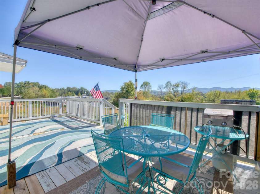99 Justice Ridge Road, Candler, NC 28715.  MLS# CAR4426429, YatesRealty ID 55792. 