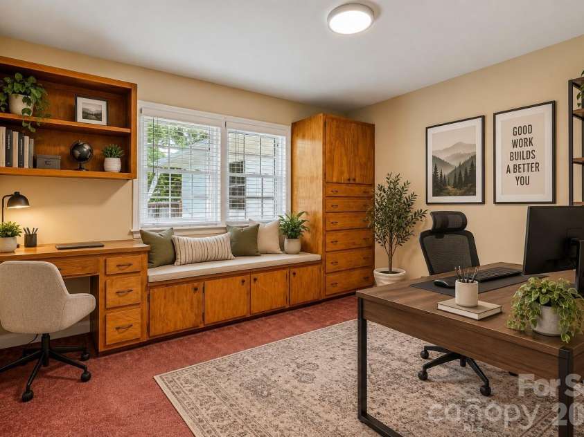 1926 Taylor Drive, Gastonia, NC 28052.  MLS# CAR4420378, YatesRealty ID 55794. 