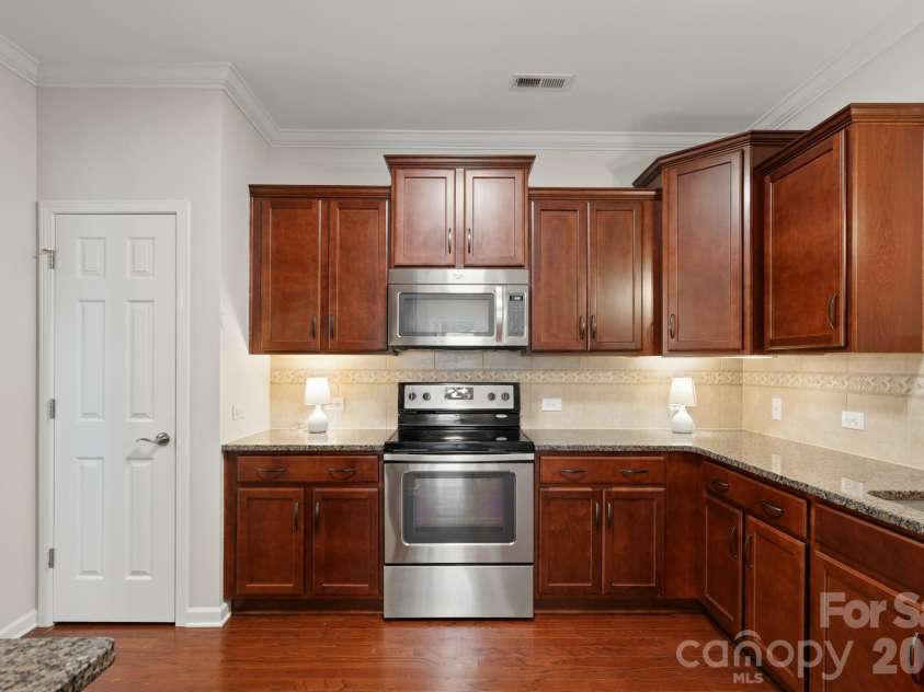 24526 Blue Heron Circle, Lancaster, SC 29720.  MLS# CAR4431328, YatesRealty ID 55799. 