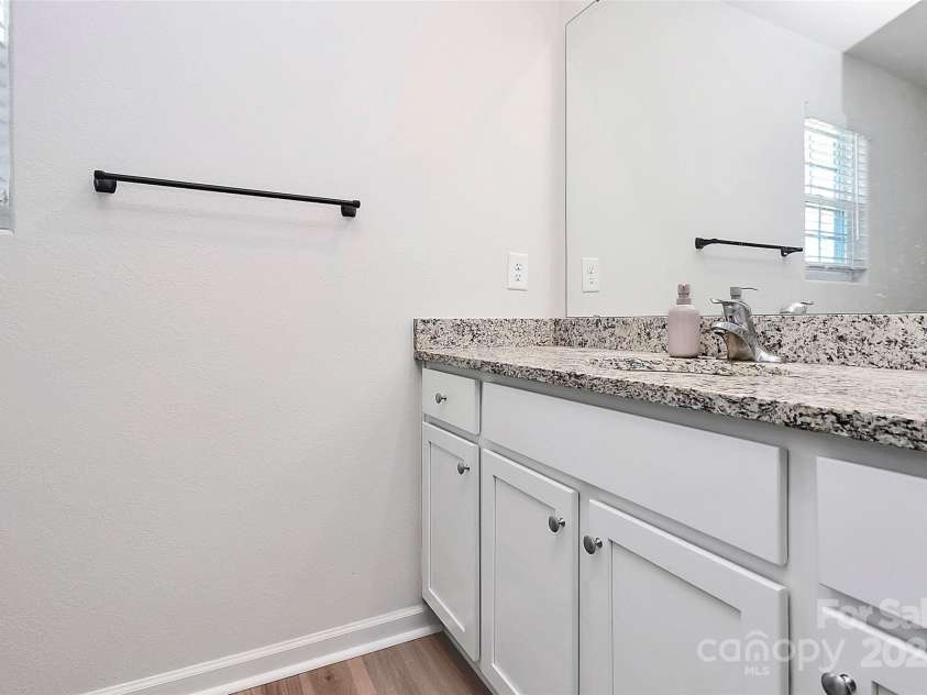 5209 Wolfridge Avenue, Charlotte, NC 28214.  MLS# CAR4330311, YatesRealty ID 558. 