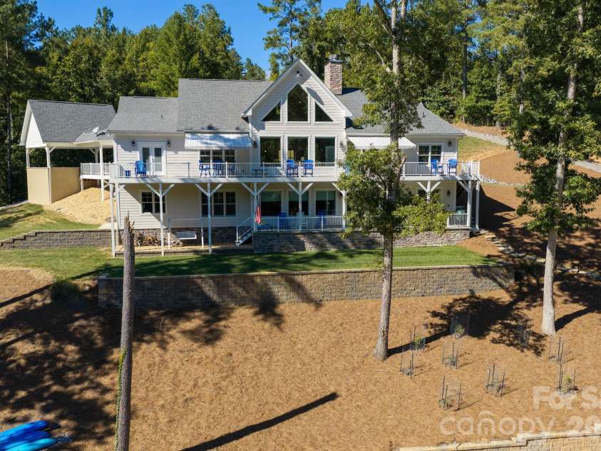 6810 McGalliard Pointe Drive, Valdese, NC 28690.  MLS# CAR4432720, YatesRealty ID 55801. 