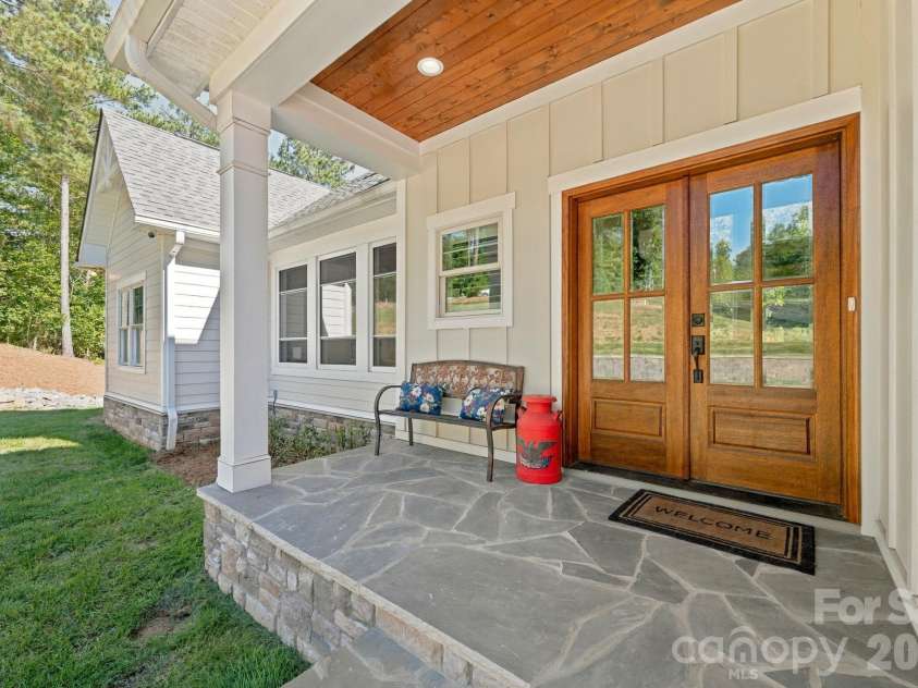 6810 McGalliard Pointe Drive, Valdese, NC 28690.  MLS# CAR4432720, YatesRealty ID 55801. 