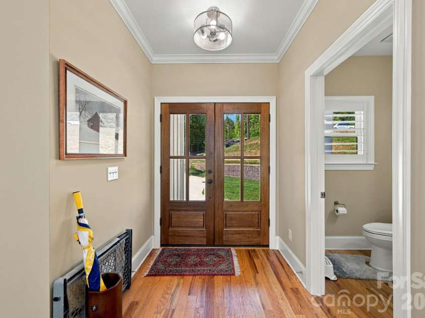 6810 McGalliard Pointe Drive, Valdese, NC 28690.  MLS# CAR4432720, YatesRealty ID 55801. 