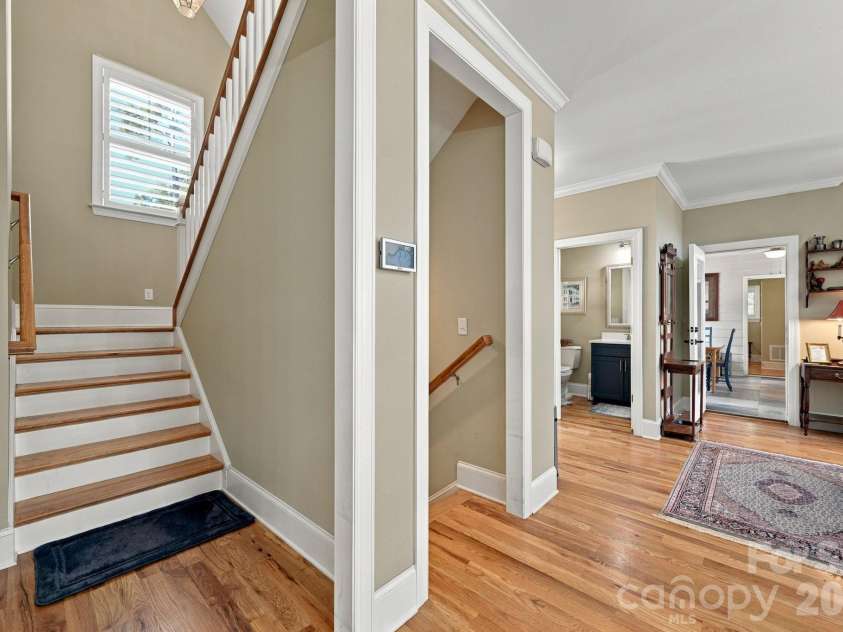 6810 McGalliard Pointe Drive, Valdese, NC 28690.  MLS# CAR4432720, YatesRealty ID 55801. 