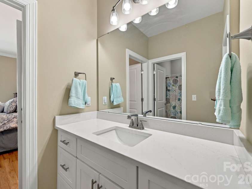 6810 McGalliard Pointe Drive, Valdese, NC 28690.  MLS# CAR4432720, YatesRealty ID 55801. 