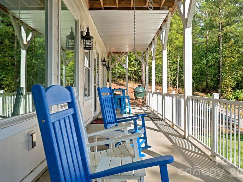 6810 McGalliard Pointe Drive, Valdese, NC 28690.  MLS# CAR4432720, YatesRealty ID 55801. 