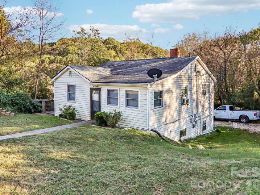 1991 & 1993 Plott Creek Road, Waynesville, NC 28786.  MLS# CAR4431420, YatesRealty ID 55805. 