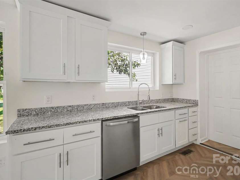 1210 Butler Street, Salisbury, NC 28144.  MLS# CAR4379072, YatesRealty ID 55806. 