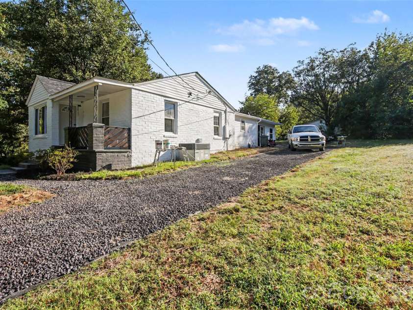 1210 Butler Street, Salisbury, NC 28144.  MLS# CAR4379072, YatesRealty ID 55806. 