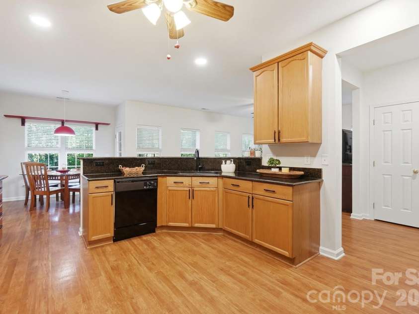 2100 Pineapple Court, Matthews, NC 28105.  MLS# CAR4431286, YatesRealty ID 55807. 