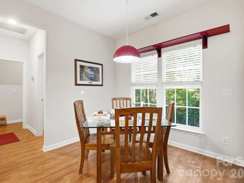 2100 Pineapple Court, Matthews, NC 28105.  MLS# CAR4431286, YatesRealty ID 55807. 