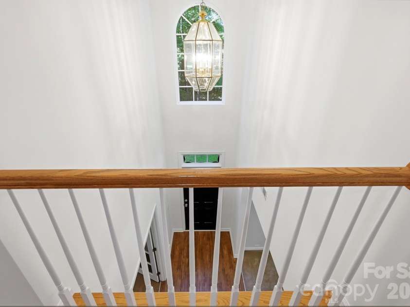 2100 Pineapple Court, Matthews, NC 28105.  MLS# CAR4431286, YatesRealty ID 55807. 