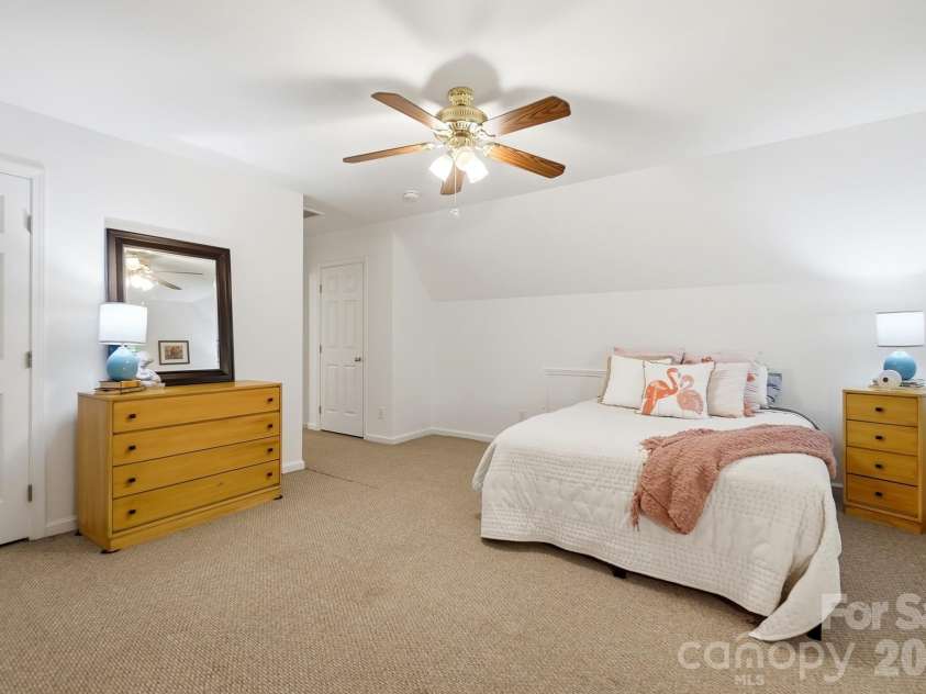 2100 Pineapple Court, Matthews, NC 28105.  MLS# CAR4431286, YatesRealty ID 55807. 