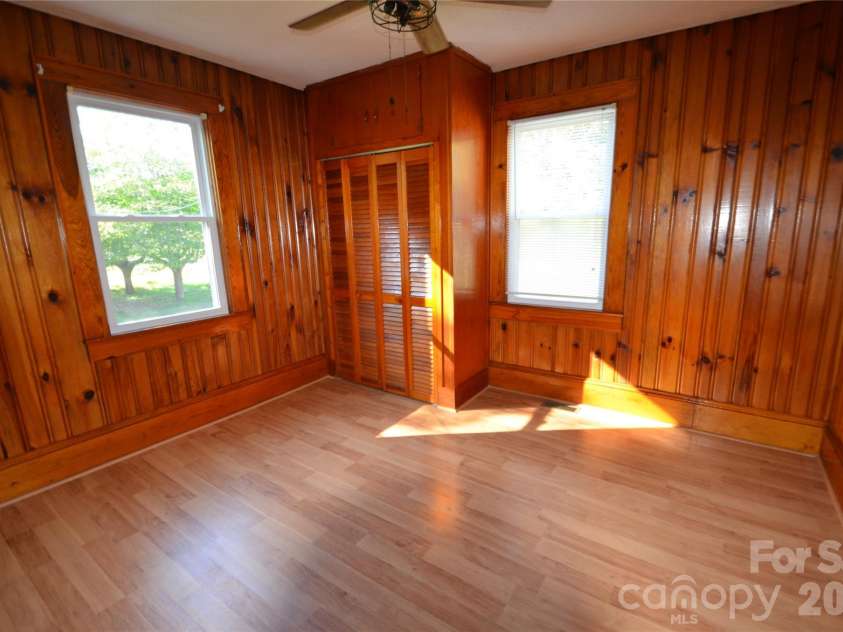 813 Powell Avenue, Valdese, NC 28690.  MLS# CAR4432871, YatesRealty ID 55809. 
