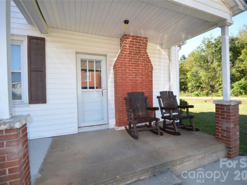 813 Powell Avenue, Valdese, NC 28690.  MLS# CAR4432871, YatesRealty ID 55809. 