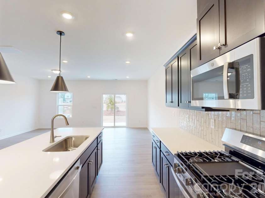 1022 Overbrook Place, Wingate, NC 28174.  MLS# CAR4355301, YatesRealty ID 5581. Kitchen