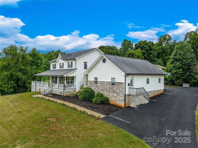 265 Flat Creek Church Road, Weaverville, NC 28787.  MLS# CAR4241685, YatesRealty ID 5581. 