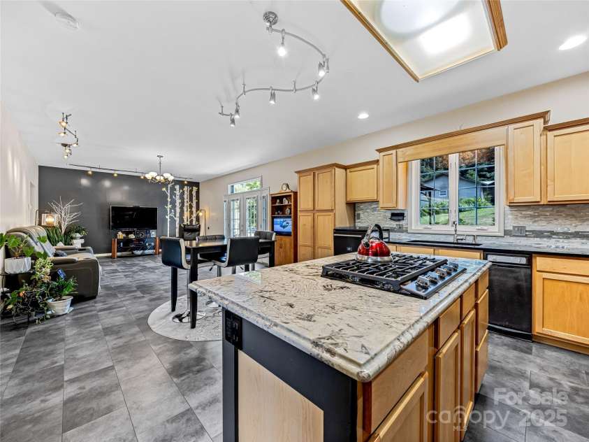 265 Flat Creek Church Road, Weaverville, NC 28787.  MLS# CAR4241685, YatesRealty ID 5581. 