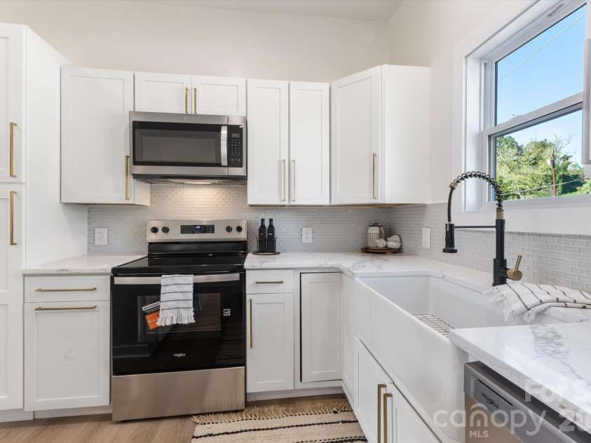 45 Gladden Street, Marion, NC 28752.  MLS# CAR4432191, YatesRealty ID 55814. 