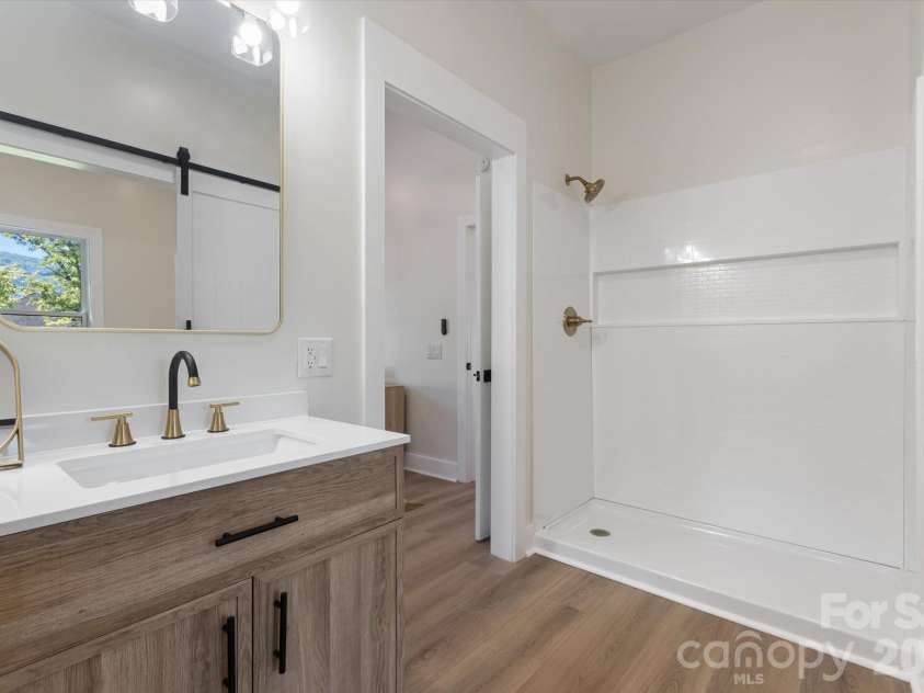 45 Gladden Street, Marion, NC 28752.  MLS# CAR4432191, YatesRealty ID 55814. 