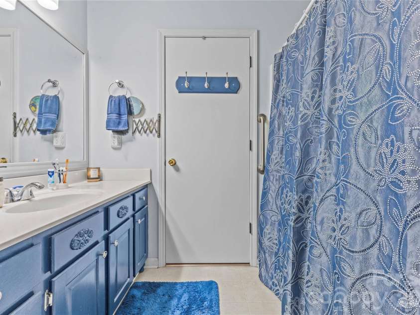 1805 Wellington Hills Circle, Salisbury, NC 28147.  MLS# CAR4355014, YatesRealty ID 5582. 