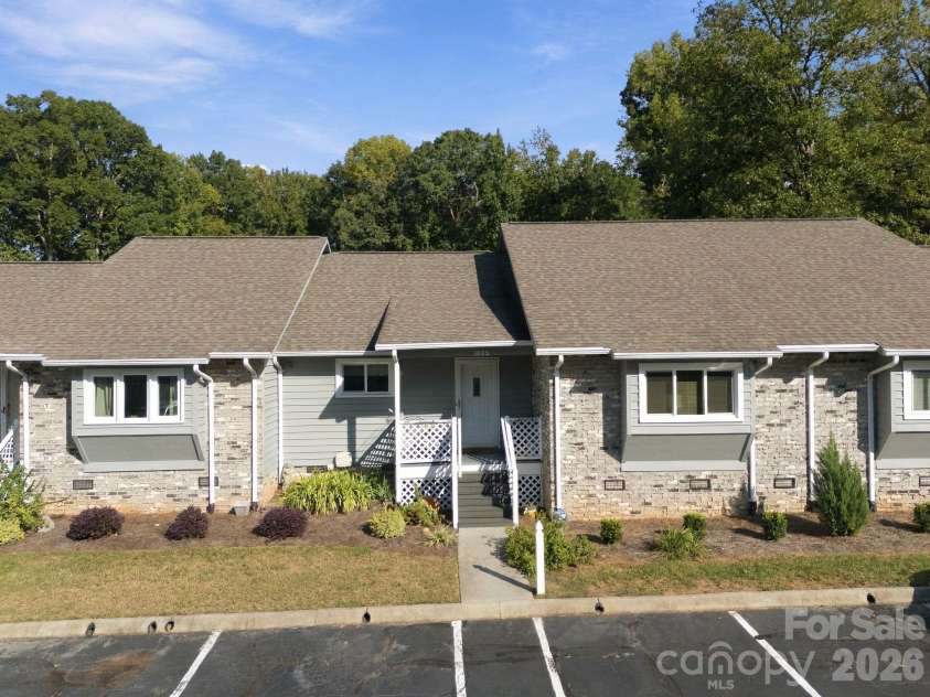 1805 Wellington Hills Circle, Salisbury, NC 28147.  MLS# CAR4434227, YatesRealty ID 5582. 