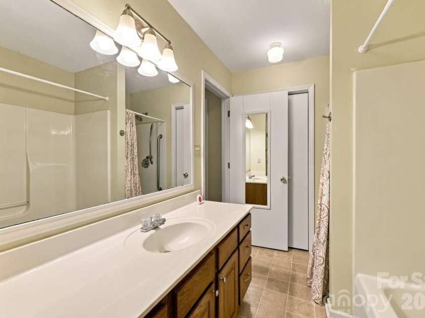 1805 Wellington Hills Circle, Salisbury, NC 28147.  MLS# CAR4434227, YatesRealty ID 5582. 